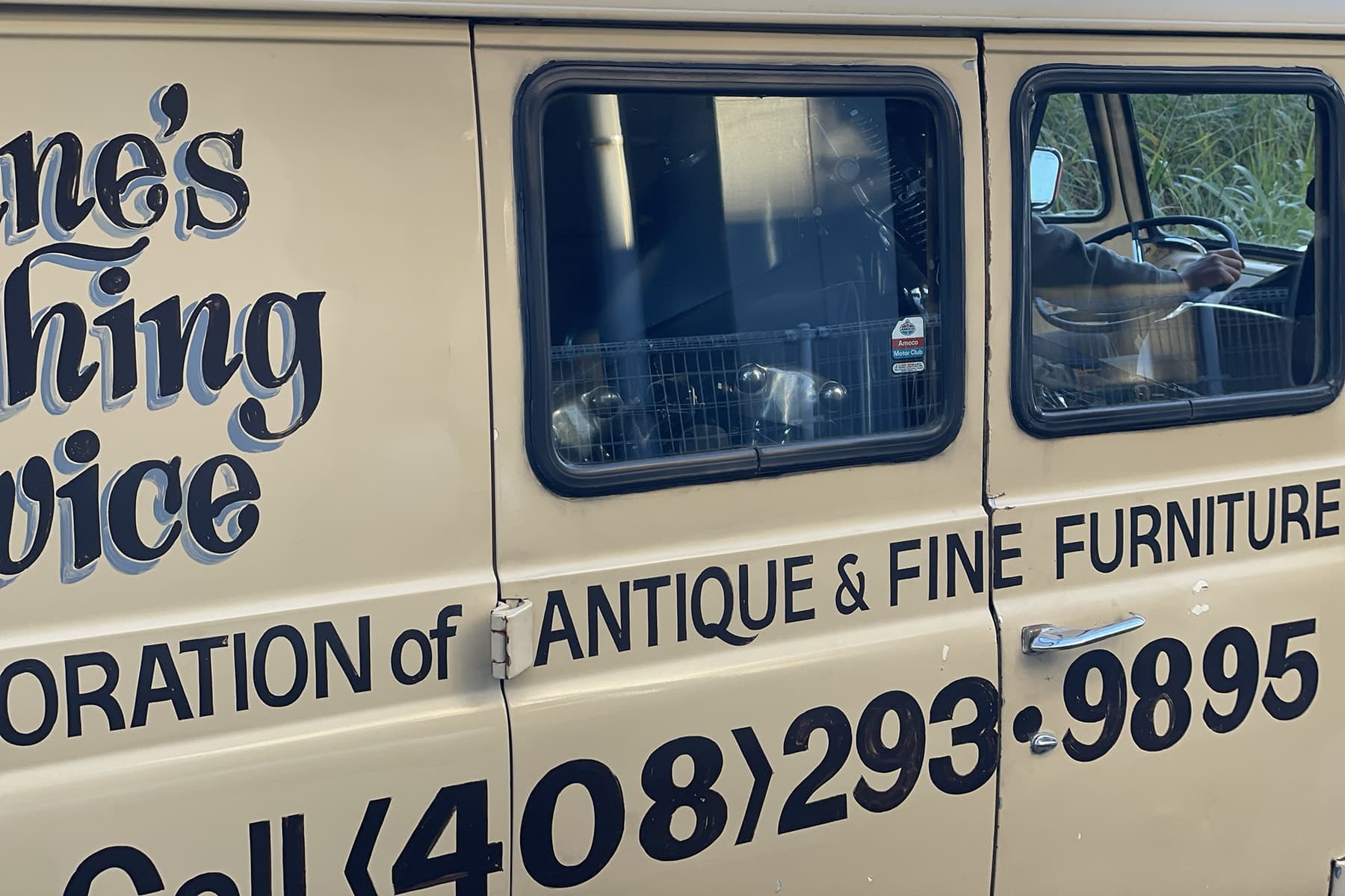 ford_econoline_08.jpg